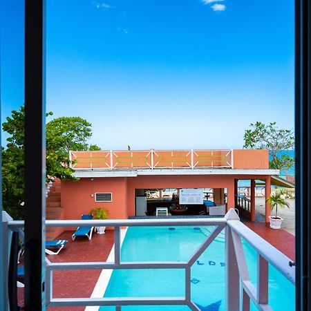Shields Negril Villas Номер фото
