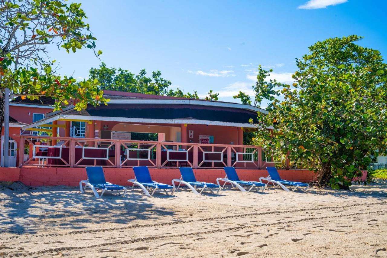 Shields Negril Villas Экстерьер фото
