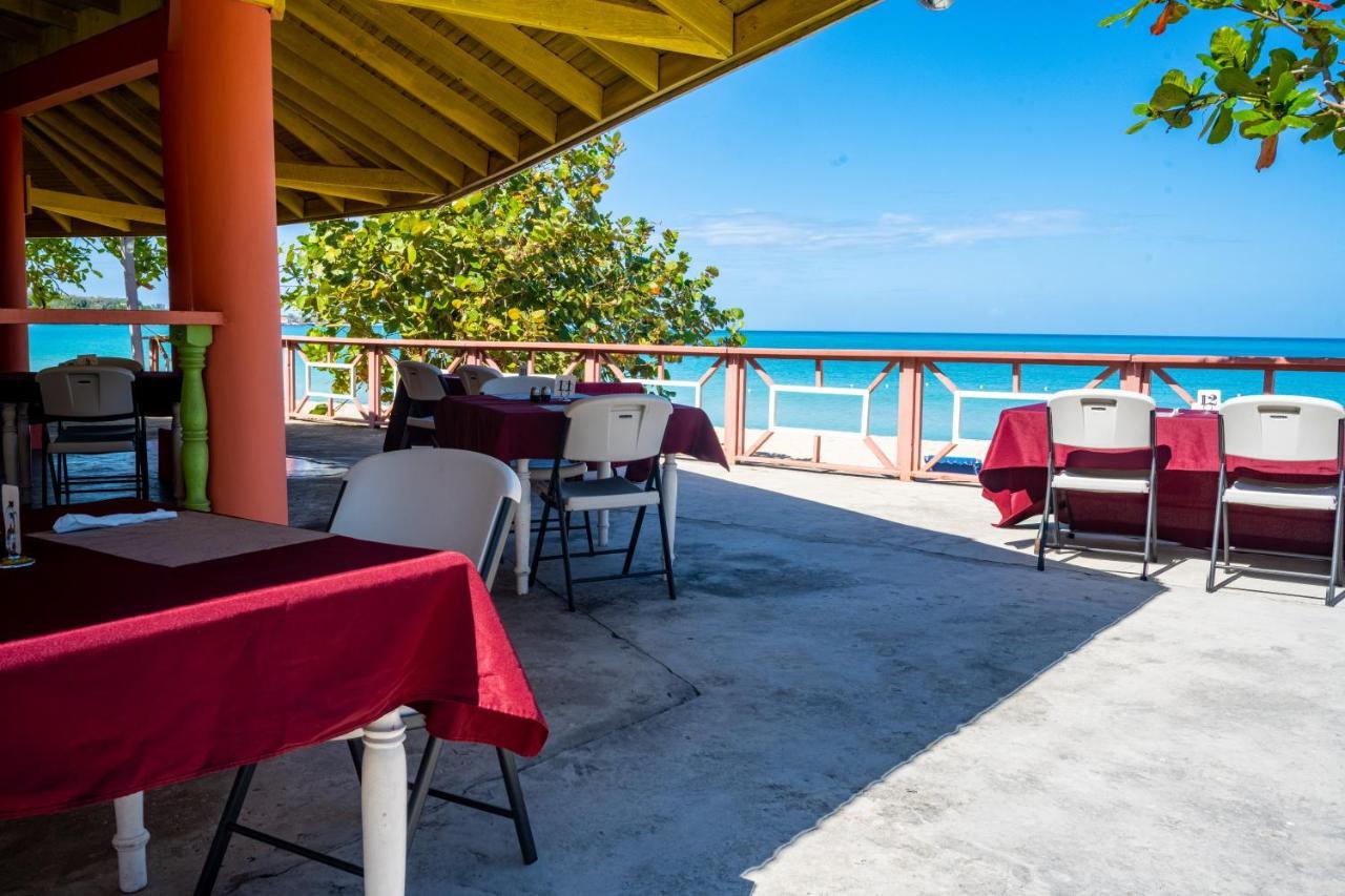 Shields Negril Villas Экстерьер фото