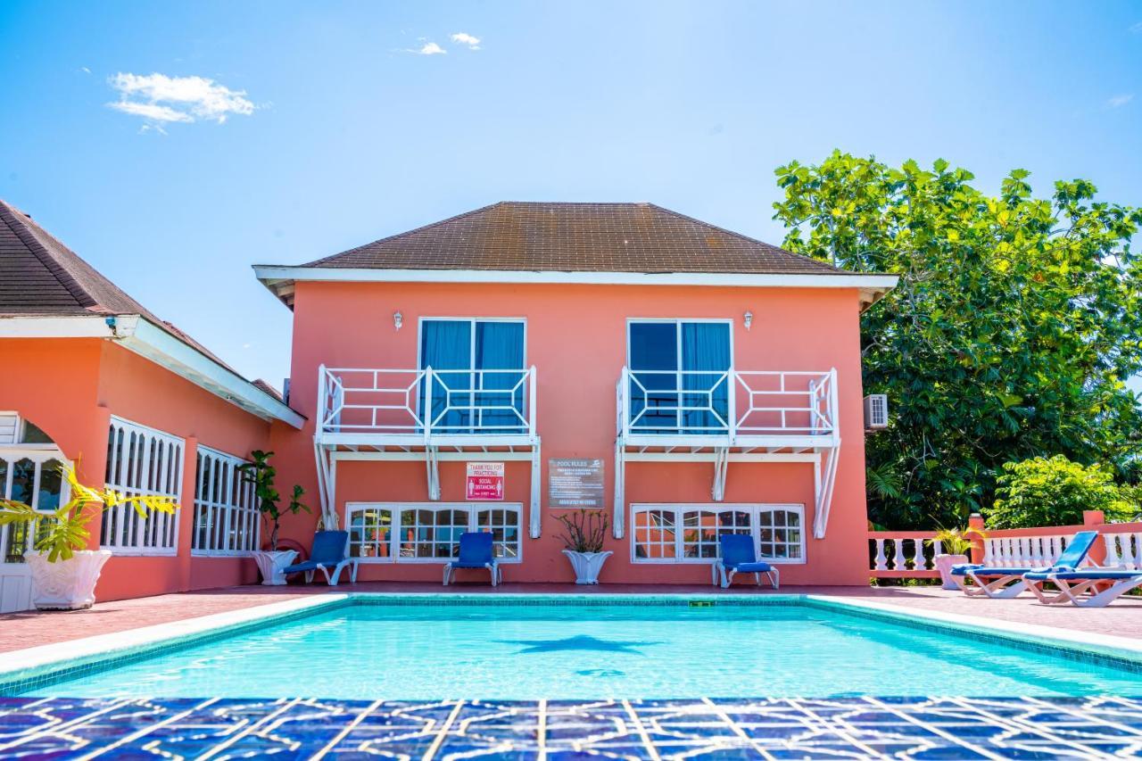 Shields Negril Villas Экстерьер фото